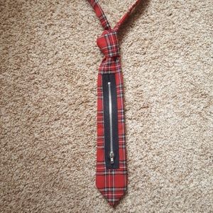 Plaid Tie With Zipper Detail